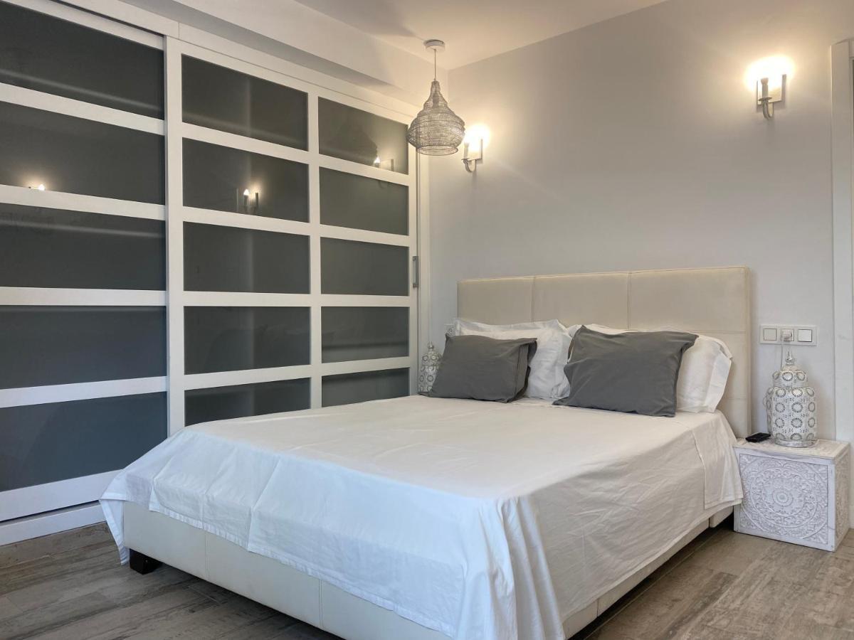 Apartamento Windsor เบนัลมาเดนา ภายนอก รูปภาพ